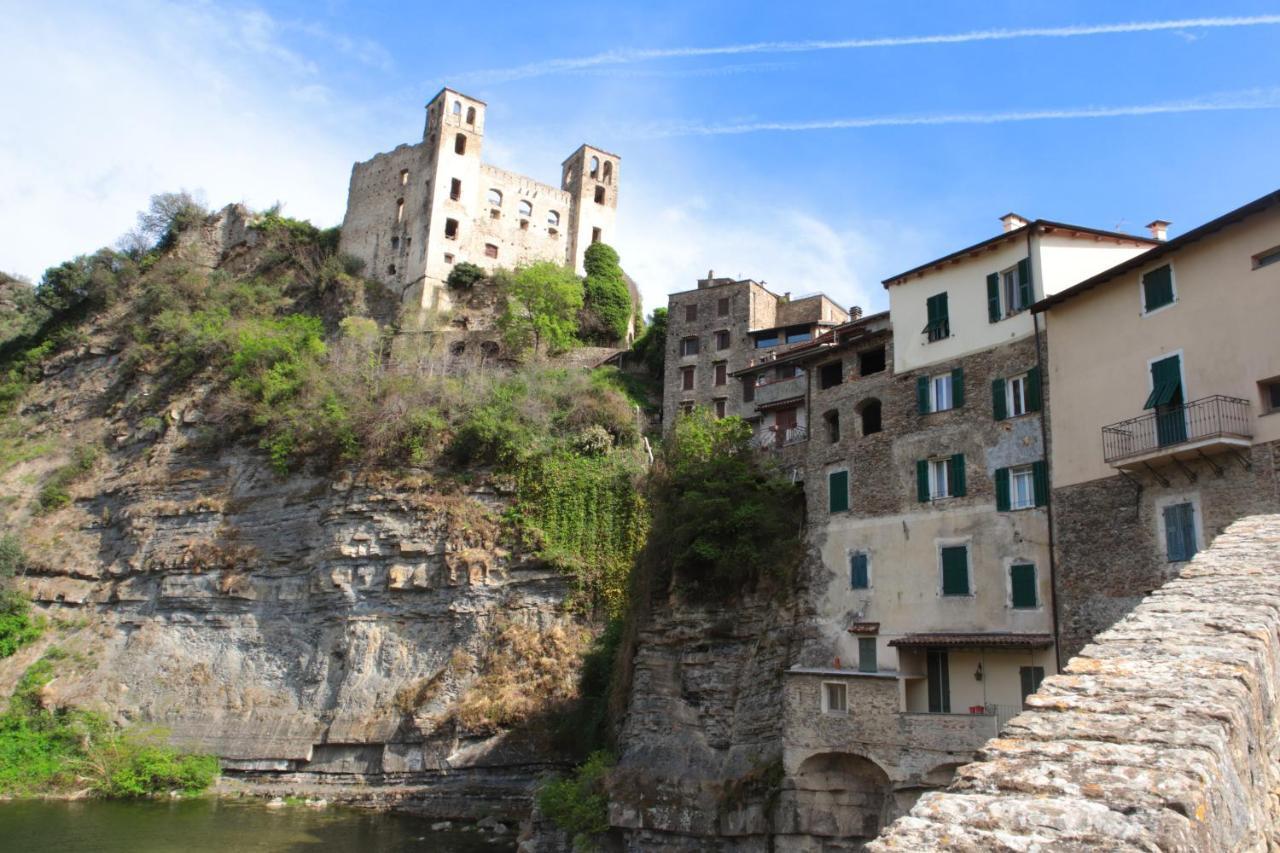 Villa La Casa Degli Alberi Dolceacqua Exterior foto