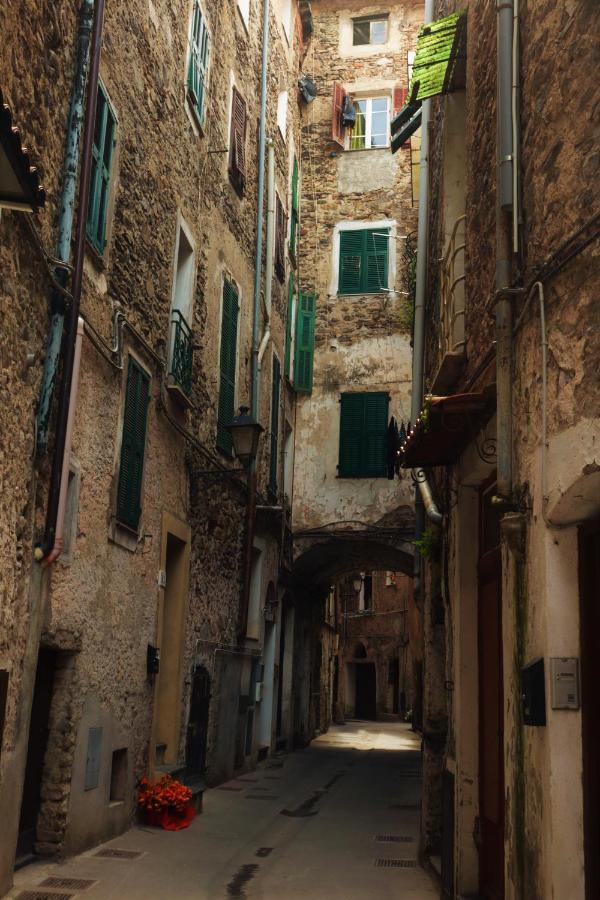 Villa La Casa Degli Alberi Dolceacqua Exterior foto